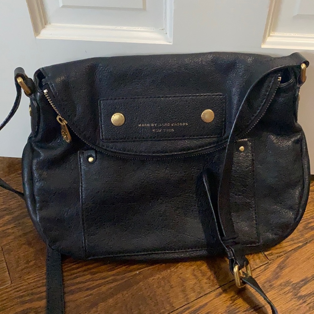 Marc Jacobs Preppy Leather Natasha Crossbody Black